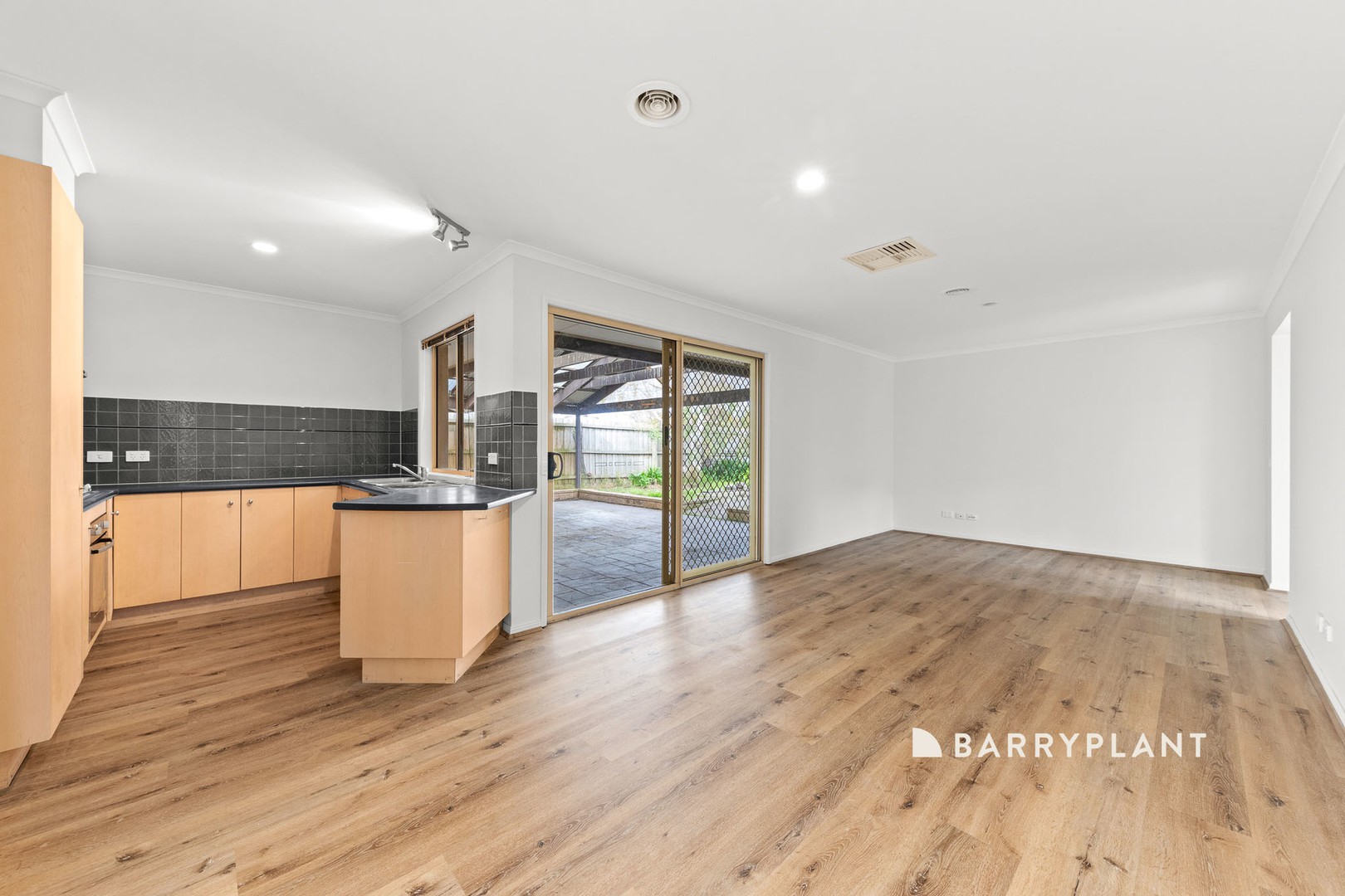 13 St Georges Road, Narre Warren South, VIC 3805, Narre Warren South - Thumbnail 3