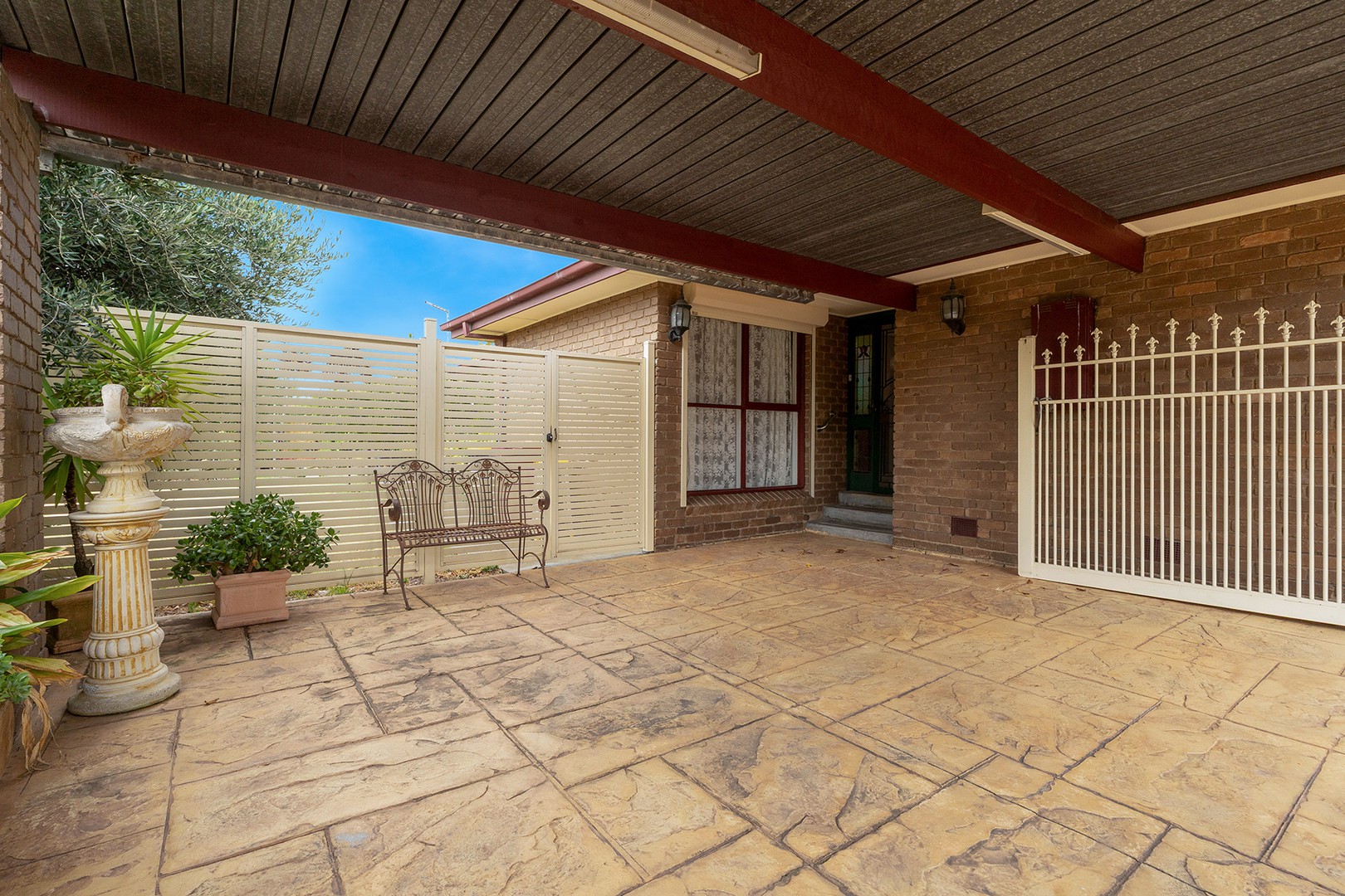 13 Stradishall Way, Tullamarine, VIC 3043, Tullamarine - Thumbnail 3