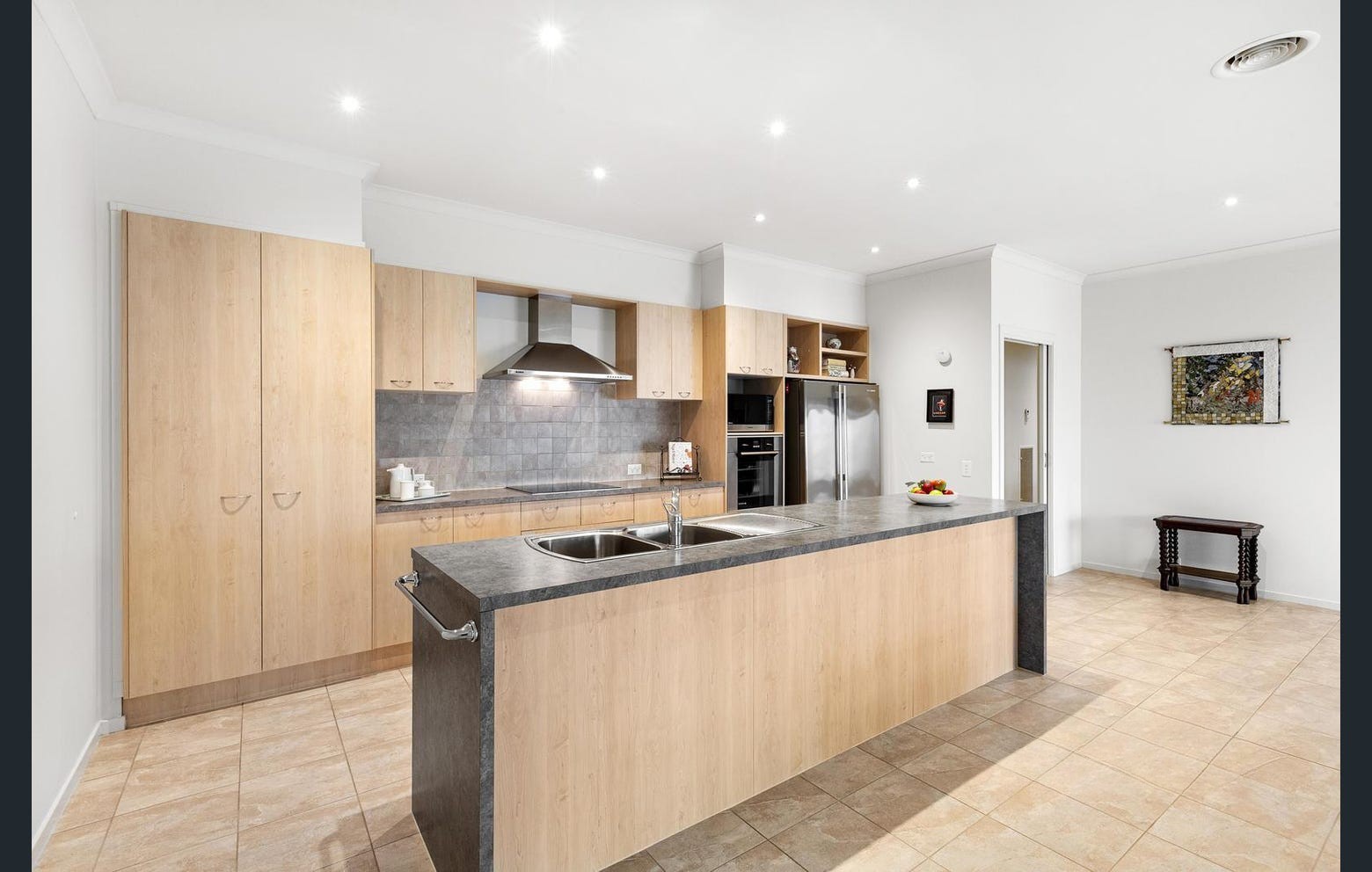 13 Stutt Avenue, Doncaster, VIC 3108, Doncaster - Thumbnail 5