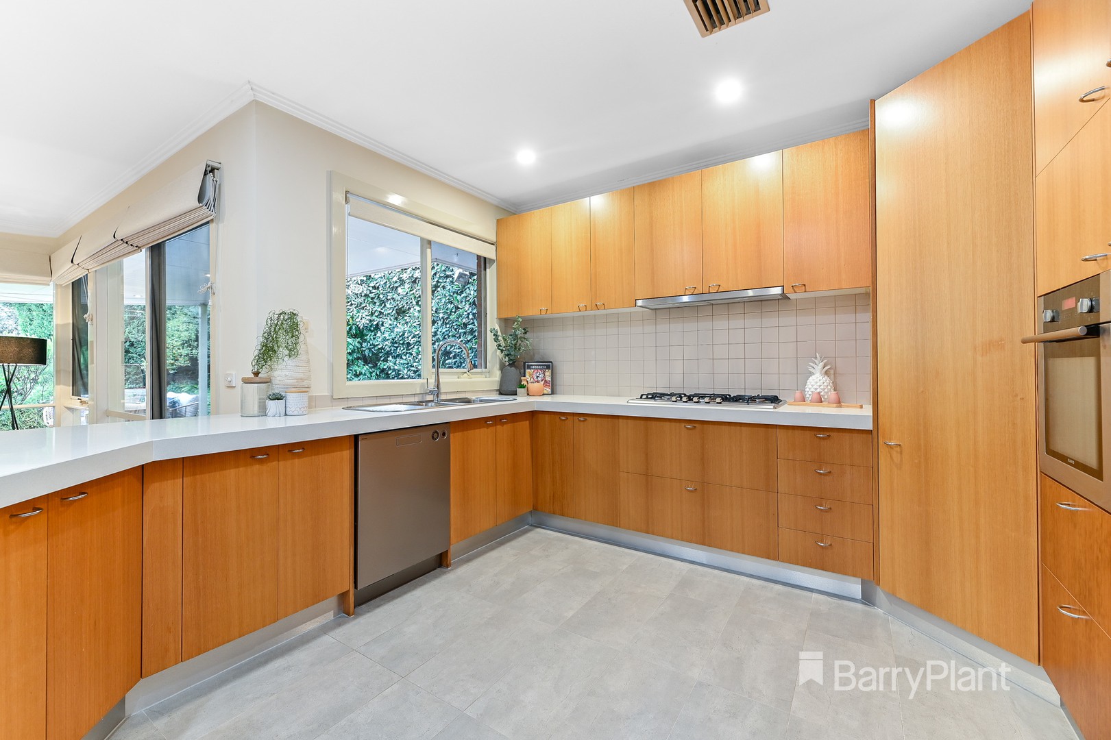 13 Sundew Court, Knoxfield, VIC 3180, Knoxfield - Thumbnail 5