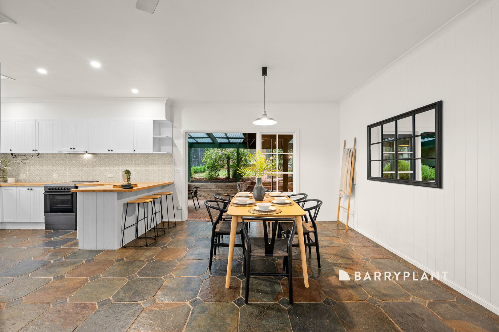 13 Symons Road, Avonsleigh, VIC 3782, Avonsleigh - Thumbnail 7