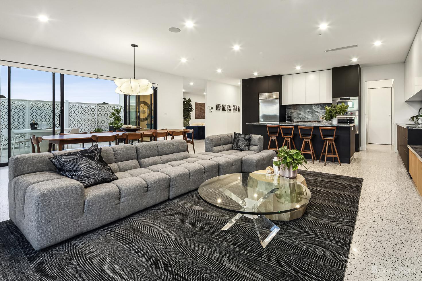 13 Tasker Street, Templestowe Lower, VIC 3107 - Thumbnail 2 - 31/01/2022