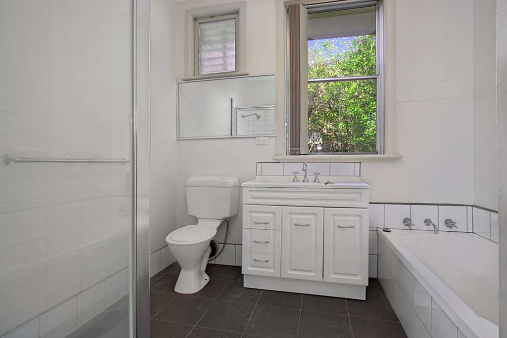 13 Teresa Street, Greensborough, VIC 3088, Greensborough - Thumbnail 3