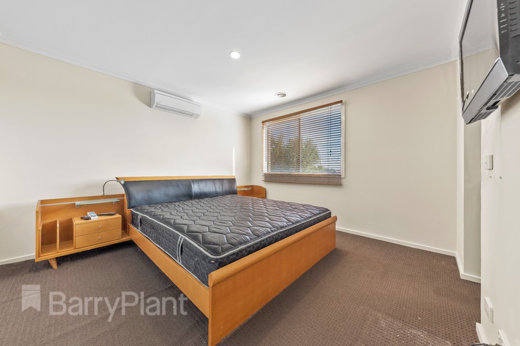 13 The Glades, Taylors Hill, VIC 3037, Taylors Hill - Thumbnail 5