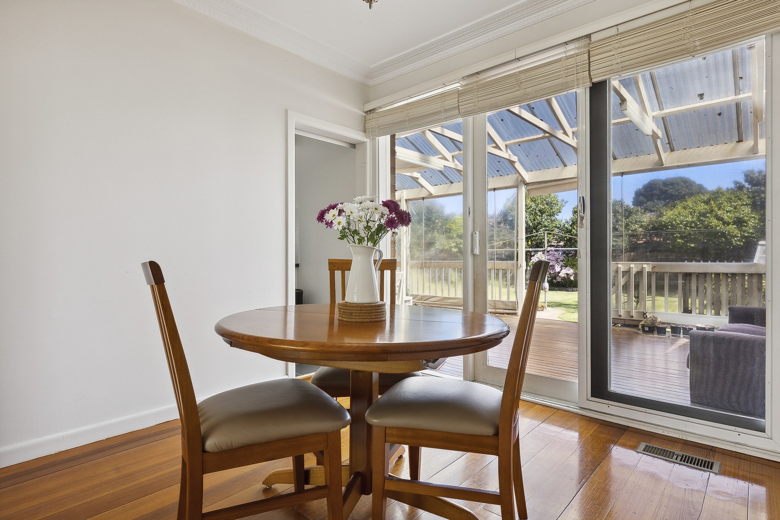 13 The Outlook, Glen Waverley, VIC 3150, Glen Waverley - Thumbnail 4