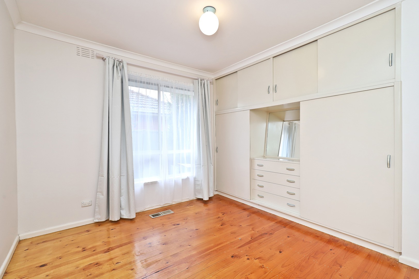13 Thorndon Drive, St Albans, VIC 3021, St Albans - Thumbnail 5