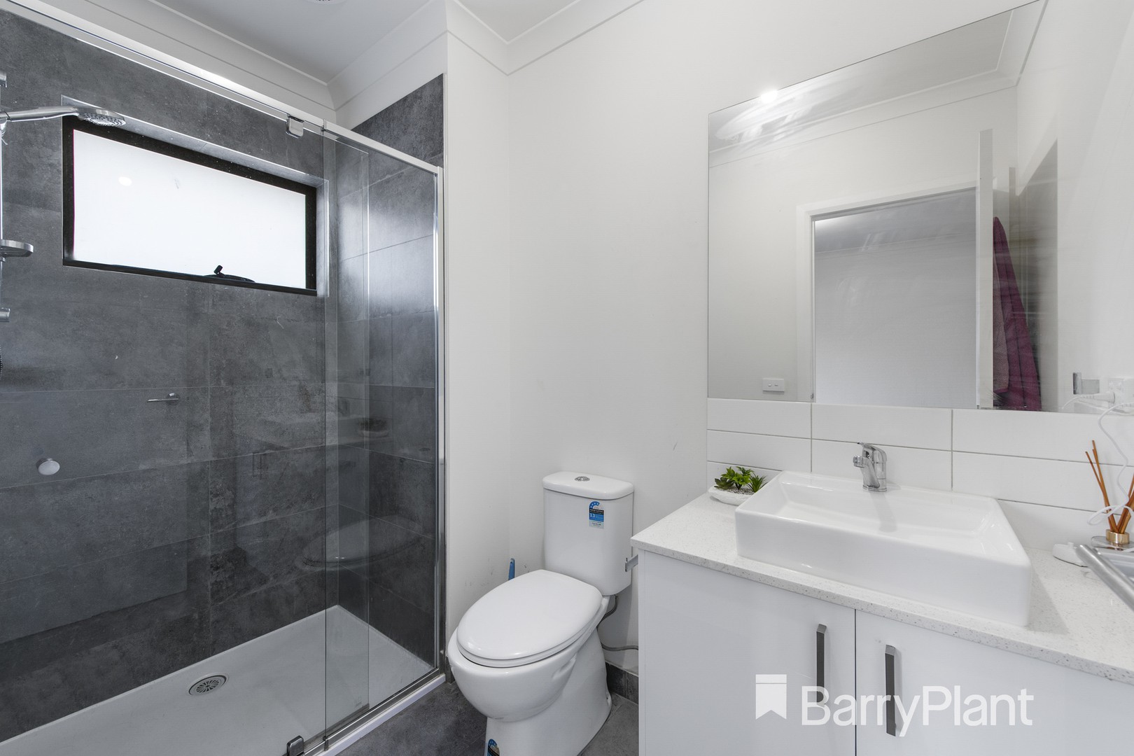 13 Toohey Close, Melton South, VIC 3338, Melton South - Thumbnail 5