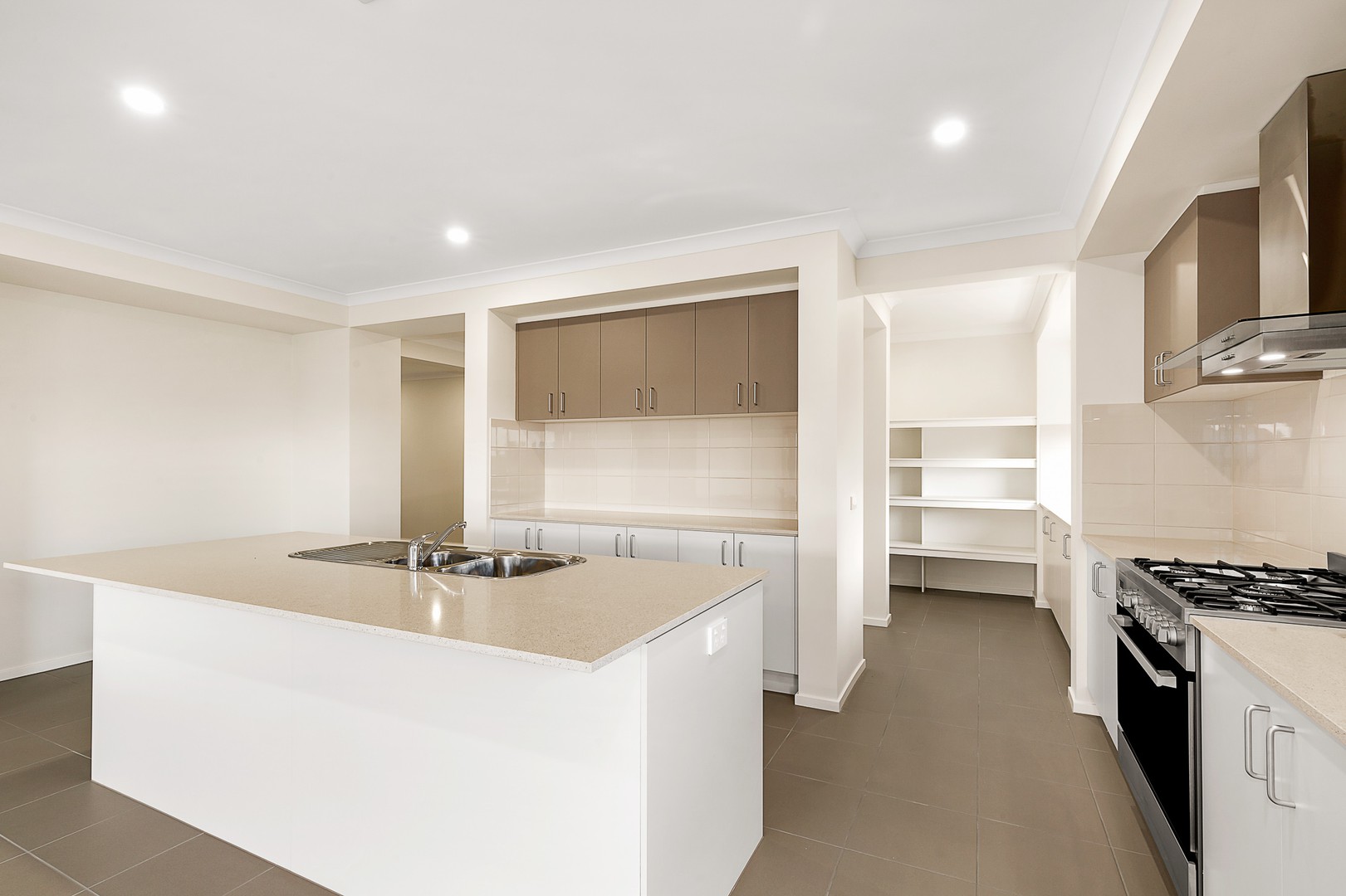 13 Towerhill Avenue, Doreen, VIC 3754 - Thumbnail 1 - 29/11/2021