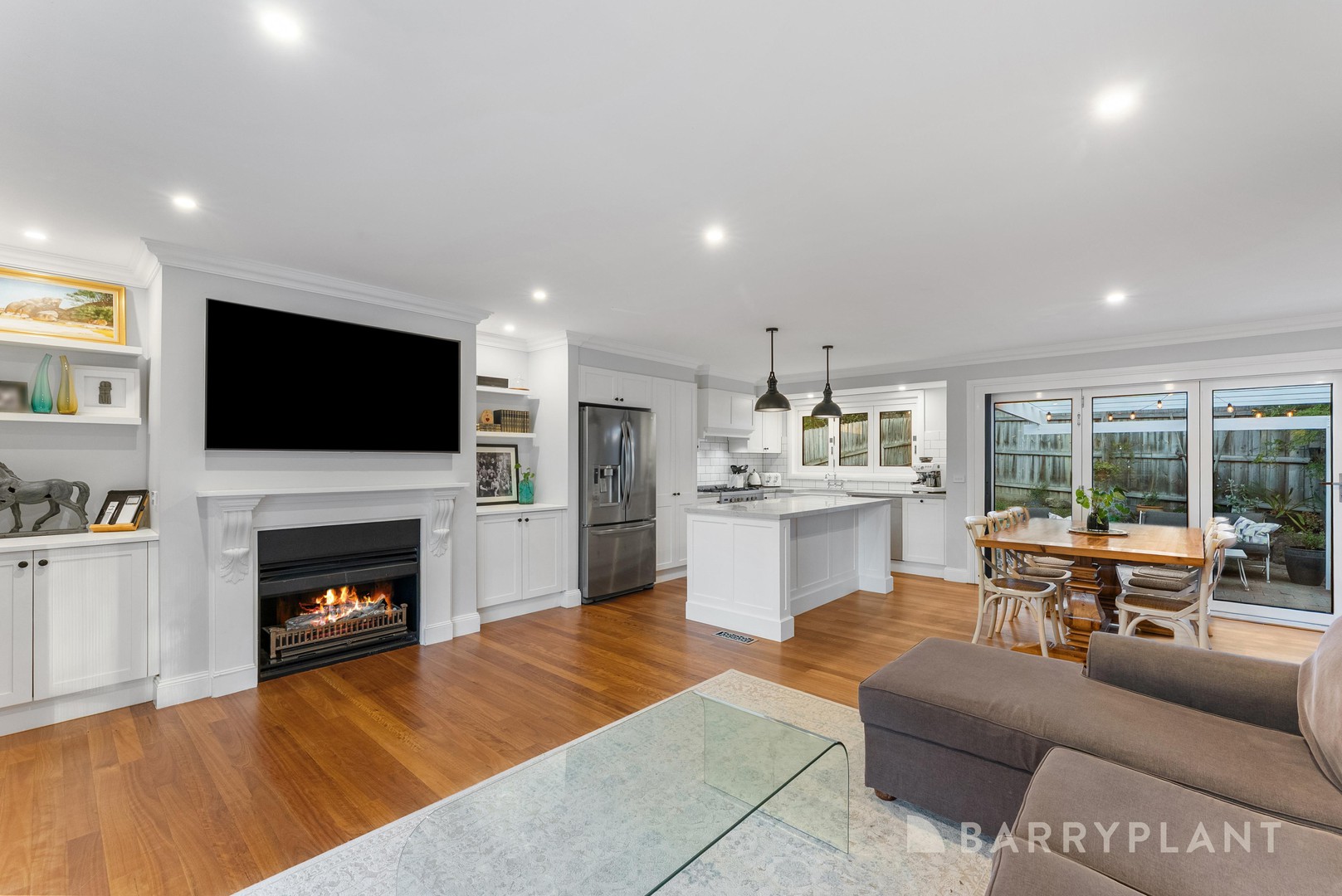 13 Treetops Close, Eltham, VIC 3095 - Thumbnail 2 - 01/10/2026