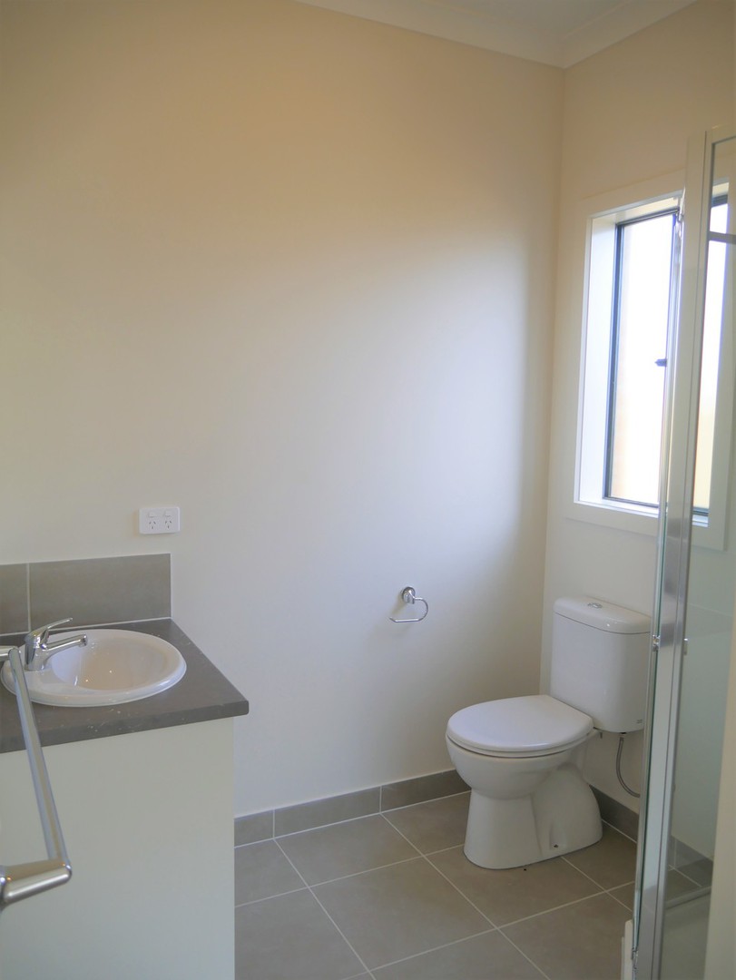 13 Tributary Way, Weir Views, VIC 3338 - Thumbnail 2 - 10/08/2021