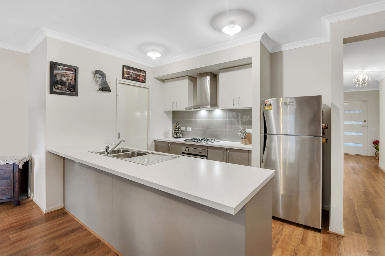 13 Tussock Road, Craigieburn, VIC 3064, Craigieburn - Thumbnail 2
