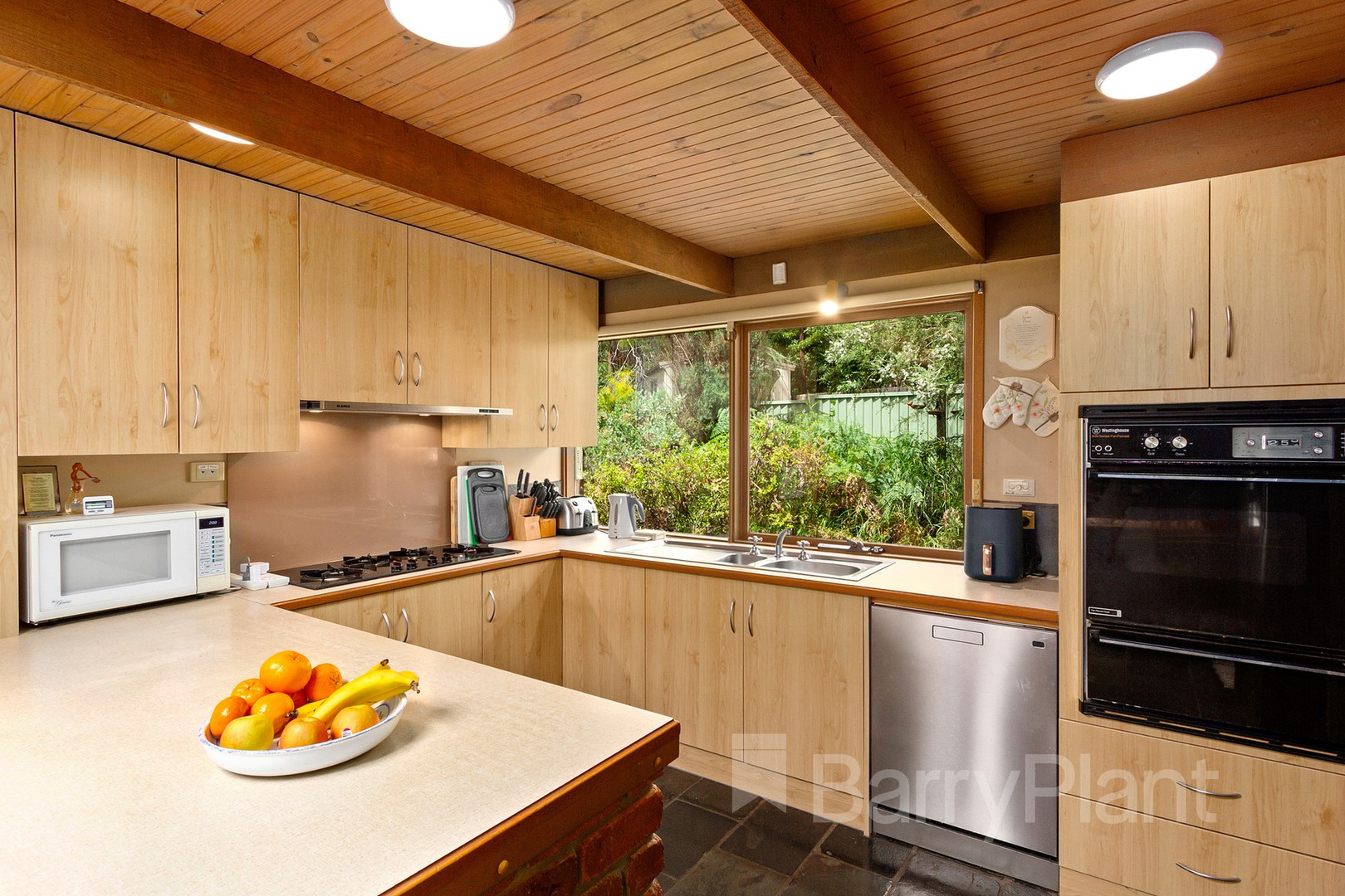 13 Vaughan Road, Ferntree Gully, VIC 3156, Ferntree Gully - Thumbnail 2