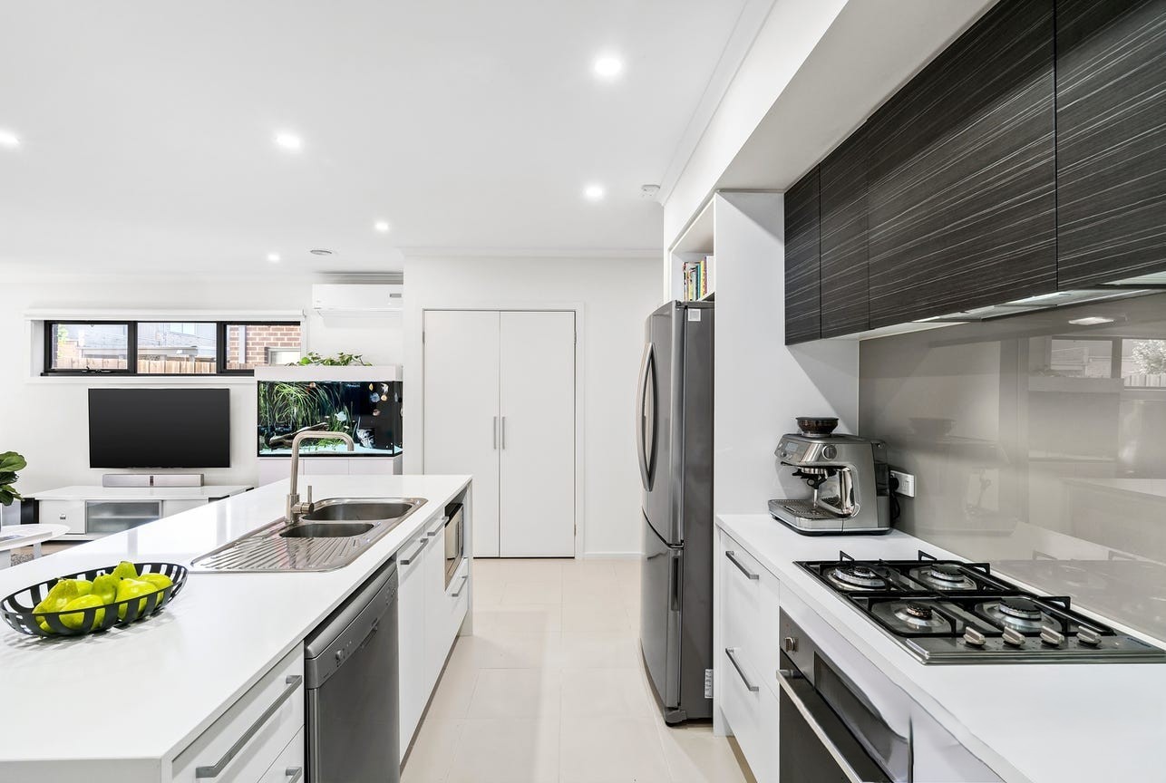 13 Veles Street, Sunshine West, VIC 3020, Sunshine West - Thumbnail 3