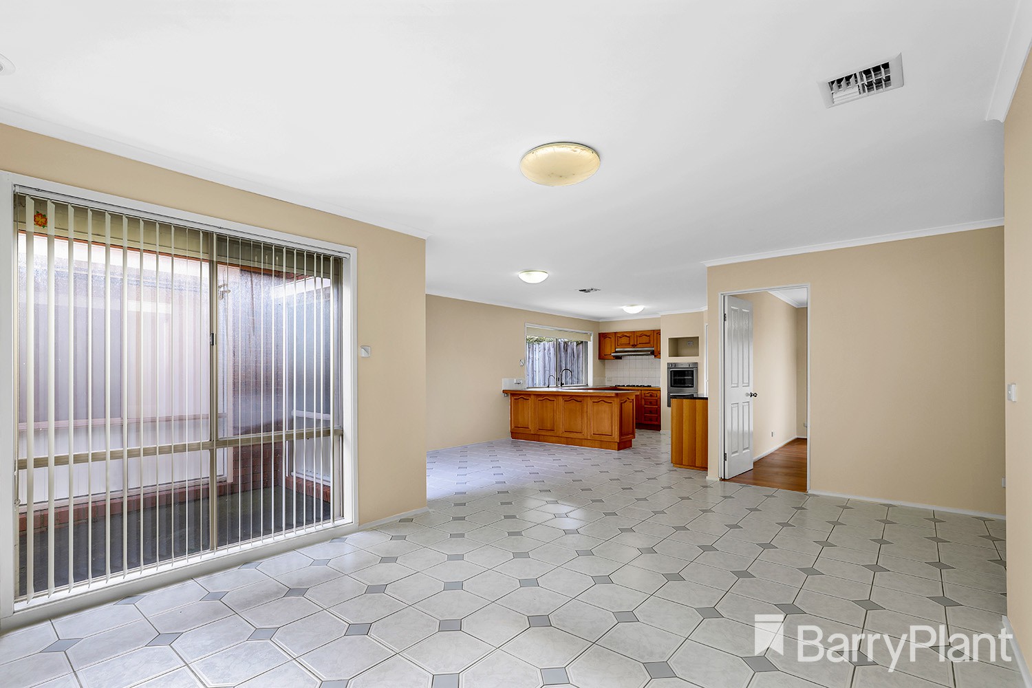 13 Vella Court, Springvale South, VIC 3172, Springvale South - Thumbnail 4