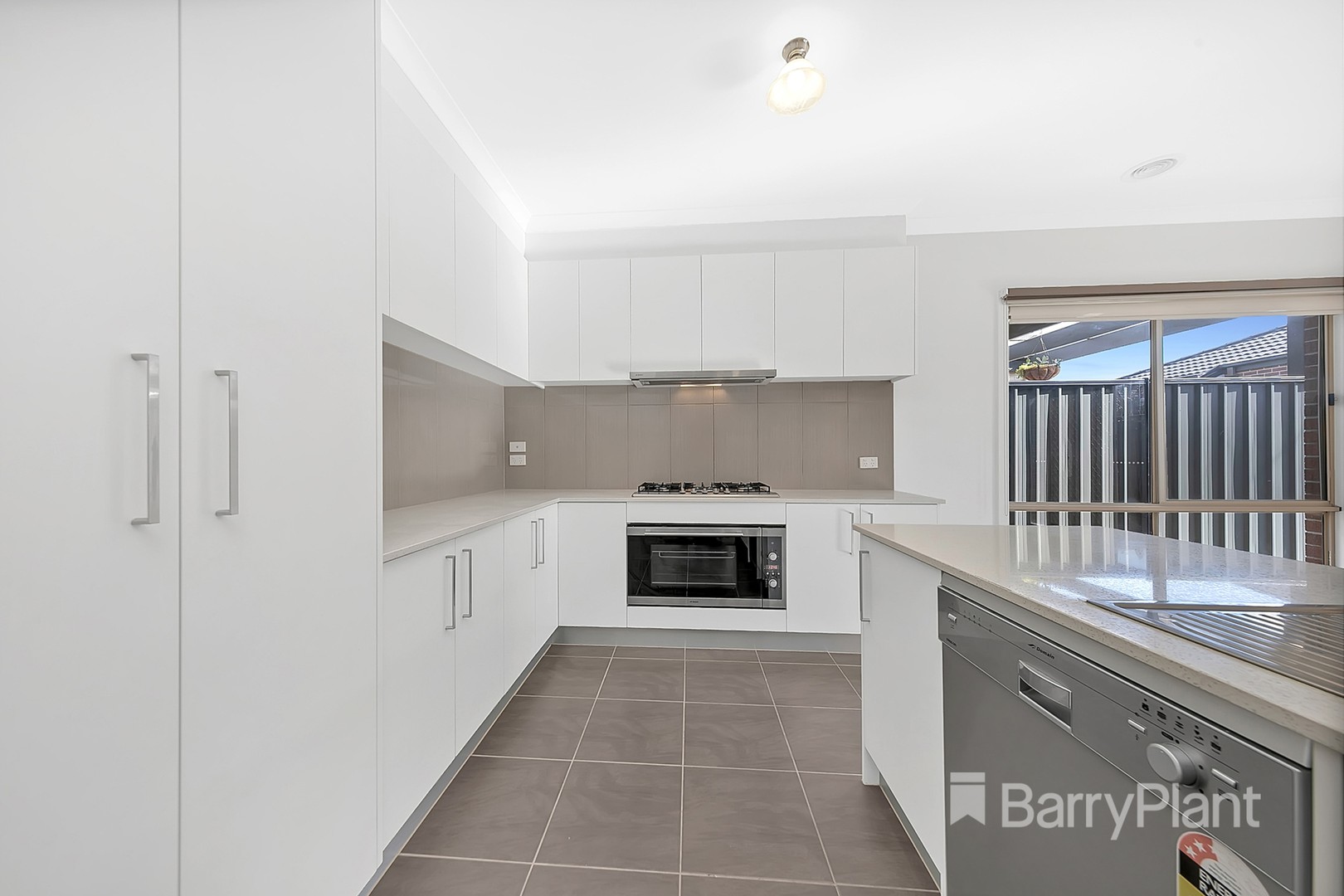 13 Vestley Drive, Mernda, VIC 3754, Mernda - Thumbnail 2