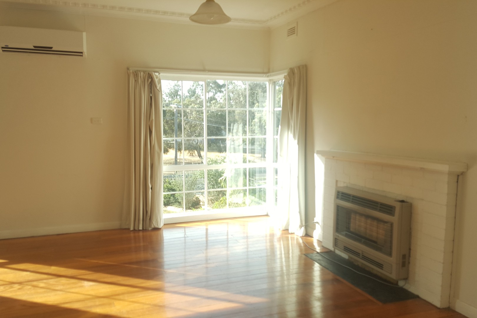 13 Vimy Court, Pascoe Vale South, VIC 3044, Pascoe Vale South - Thumbnail 3