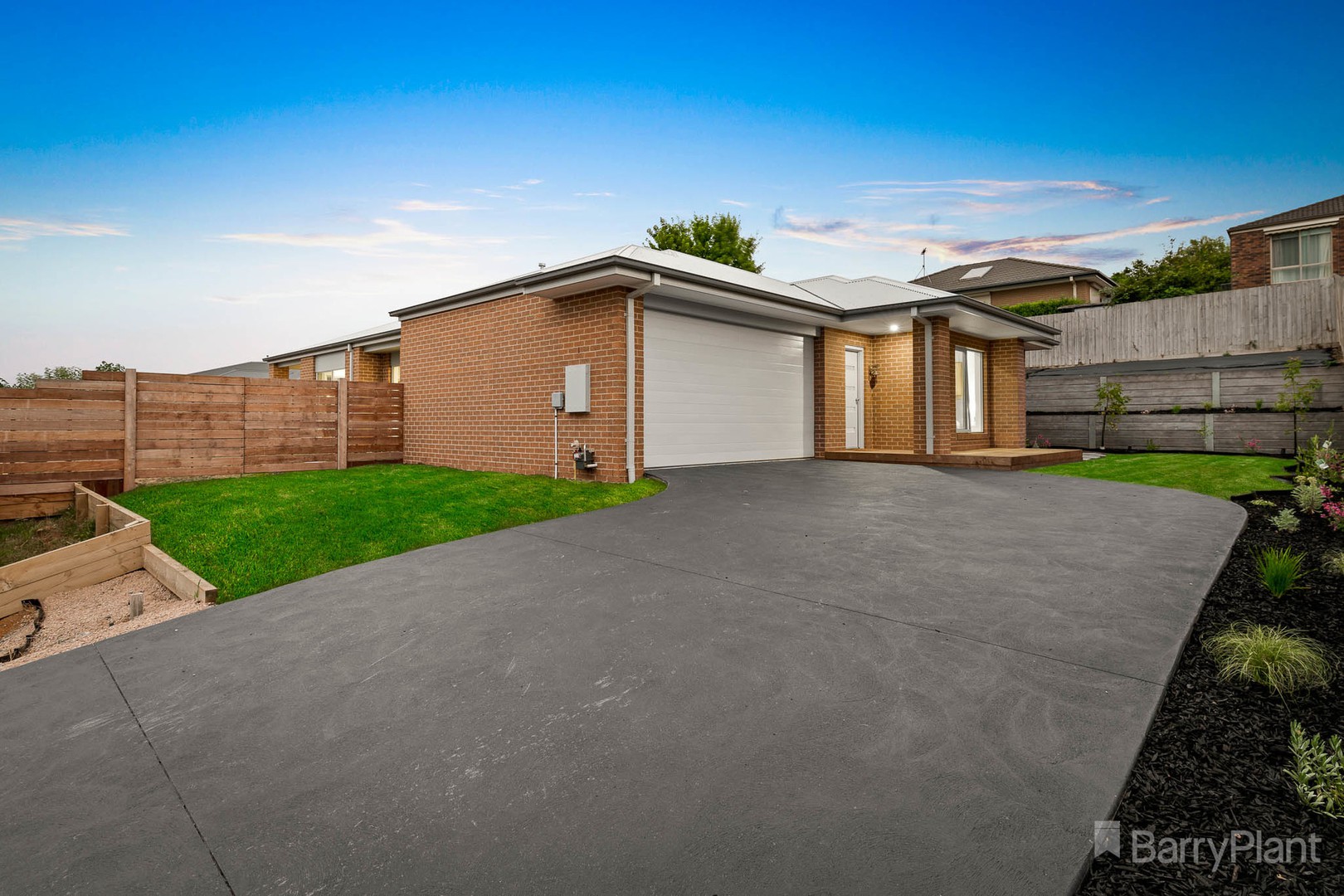 13 Wakeful Crescent, Drouin, VIC 3818, Drouin - Thumbnail 2