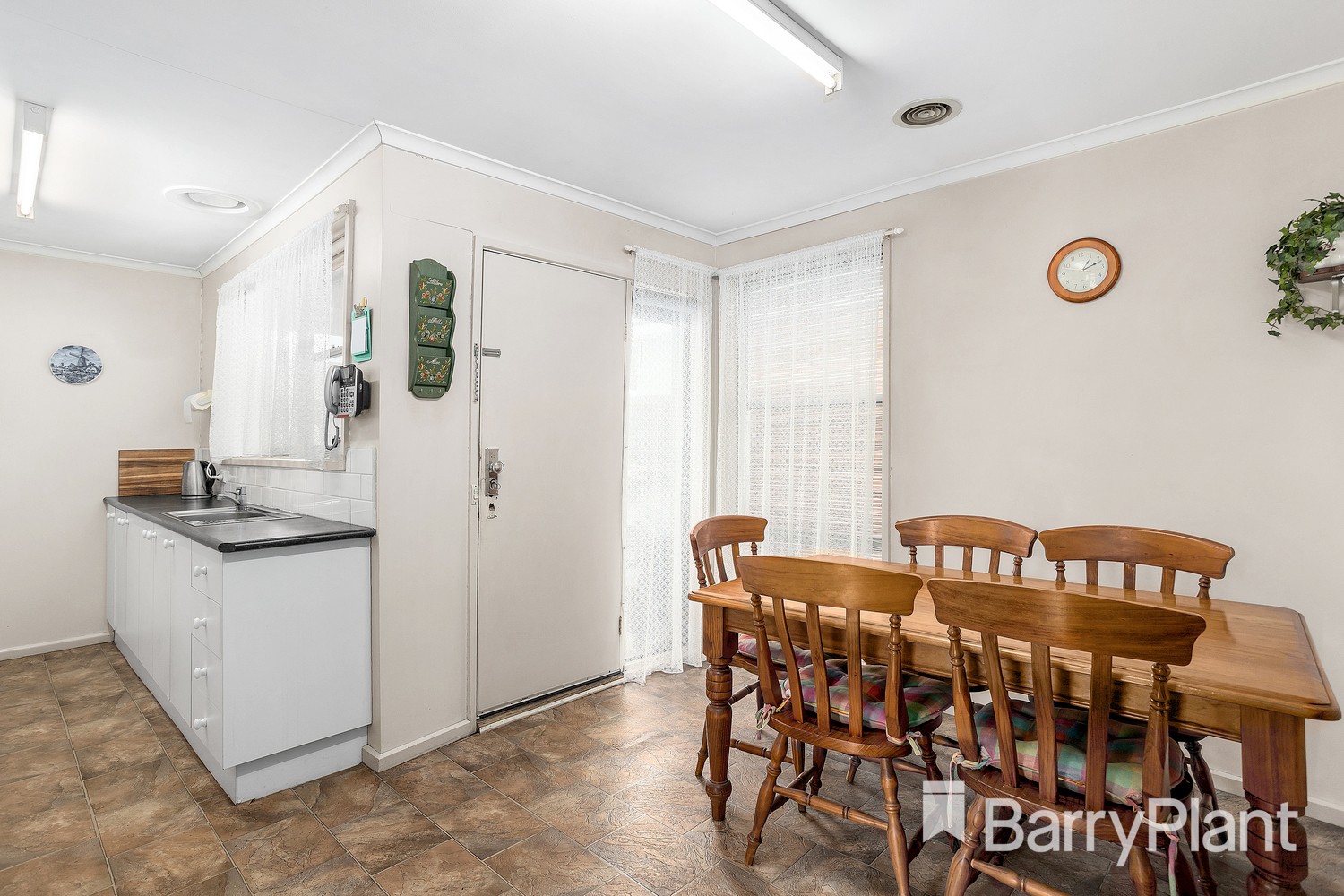 13 Warmington Road, Sunshine West, VIC 3020, Sunshine West - Thumbnail 3