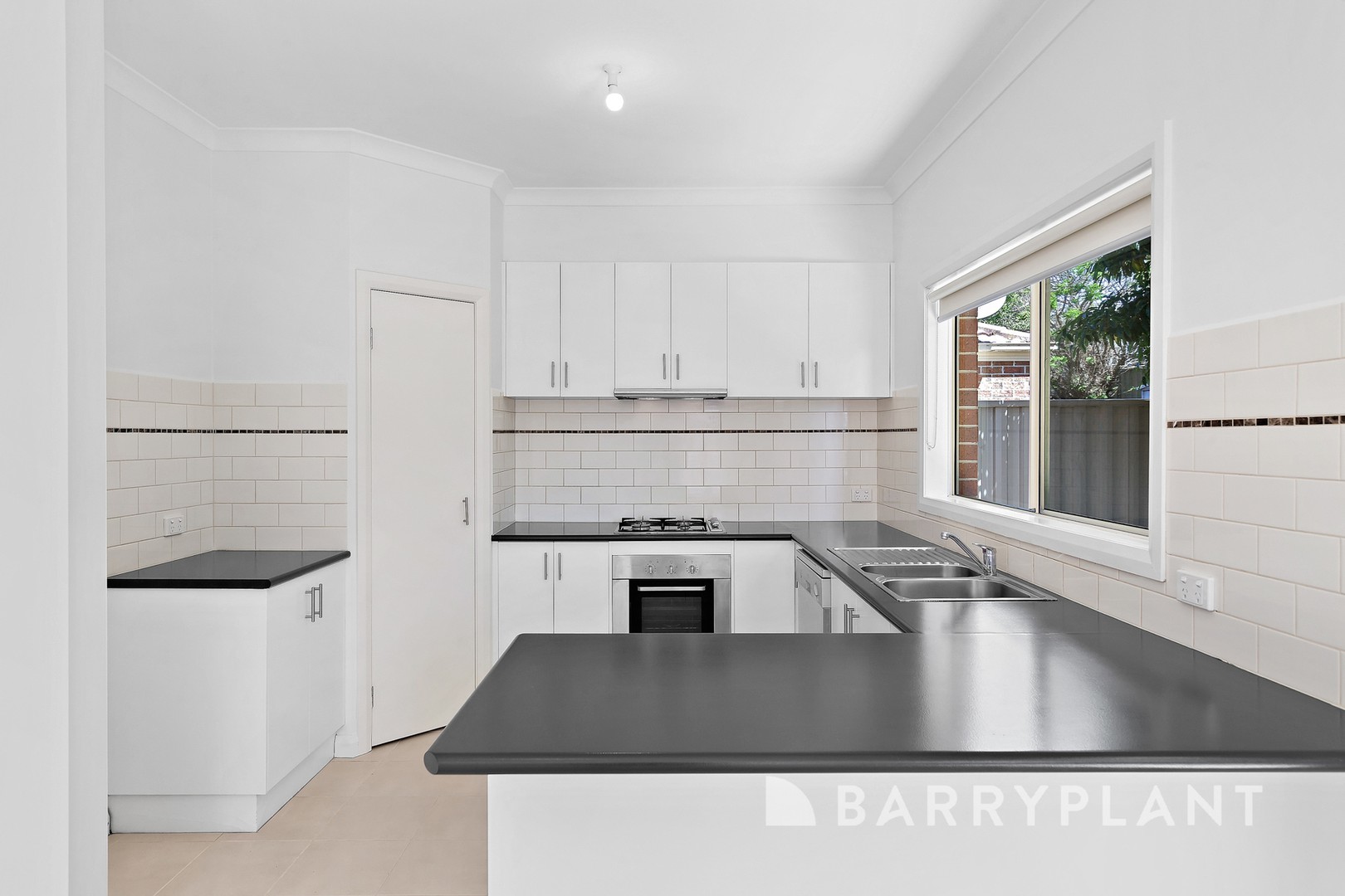 13 Weigall Close, Caroline Springs, VIC 3023, Caroline Springs - Thumbnail 7