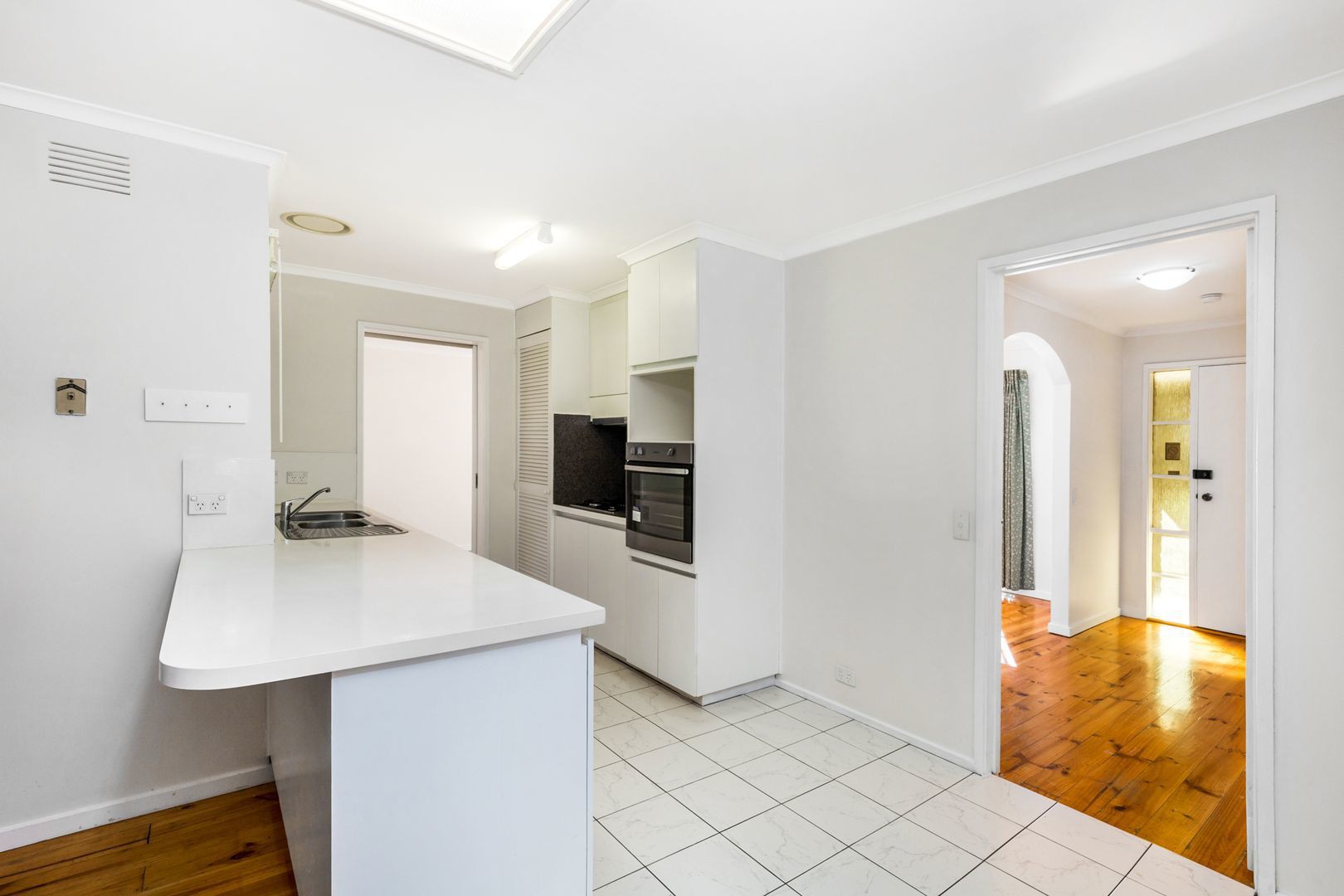 13 Westwood Drive, Bayswater North, VIC 3153, Bayswater North - Thumbnail 2