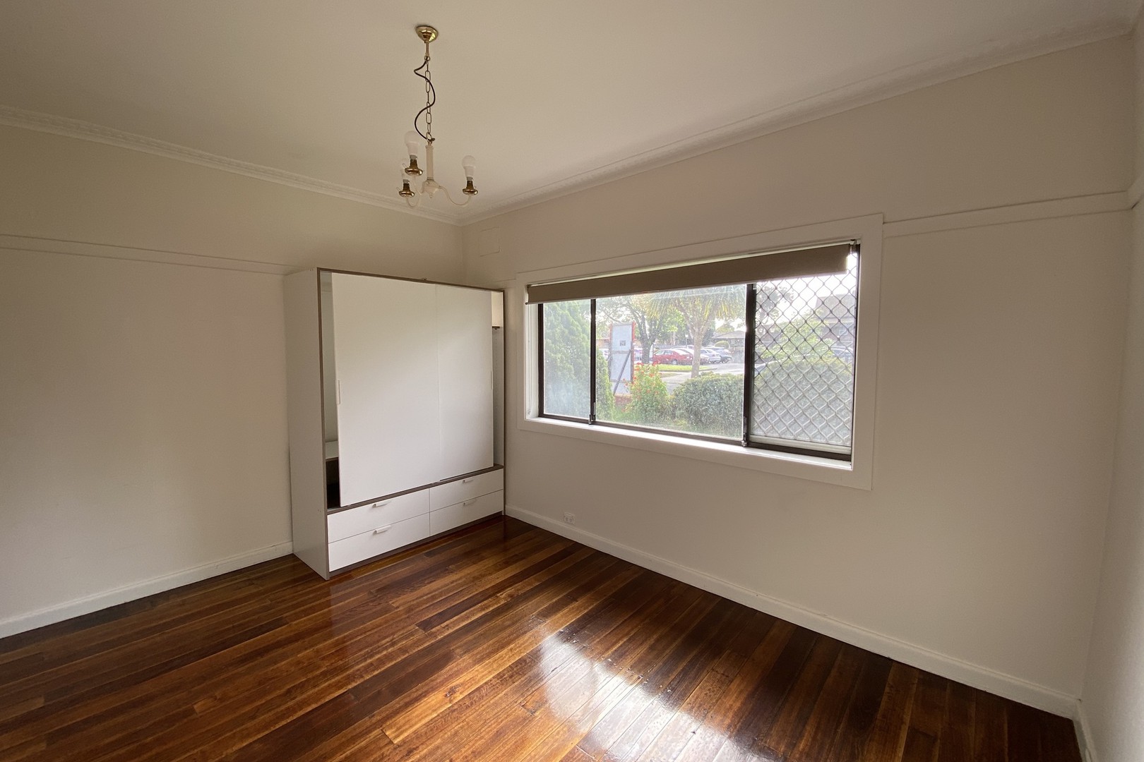 13 Willoughby Street, Reservoir, VIC 3073, Reservoir - Thumbnail 4
