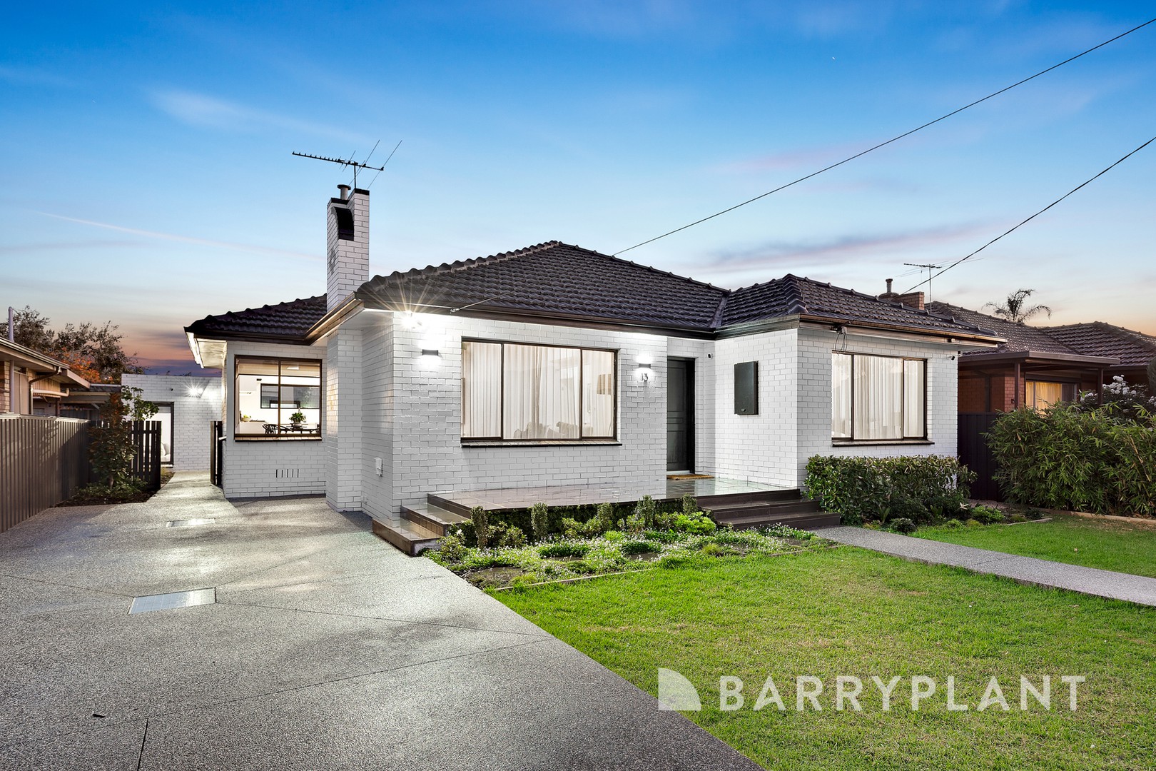 13 Willow Avenue, St Albans, VIC 3021 - Thumbnail 2 - 28/04/2025