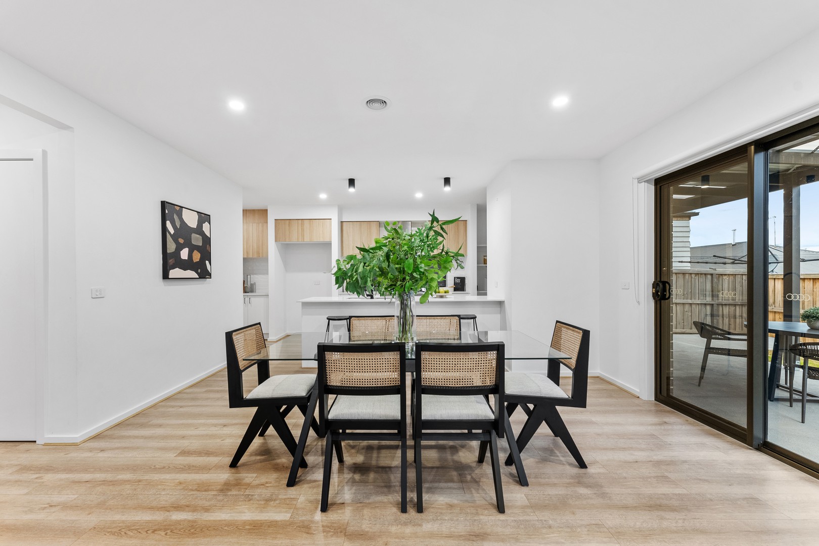 13 Windmill Avenue, Sunbury, VIC 3429, Sunbury - Thumbnail 7