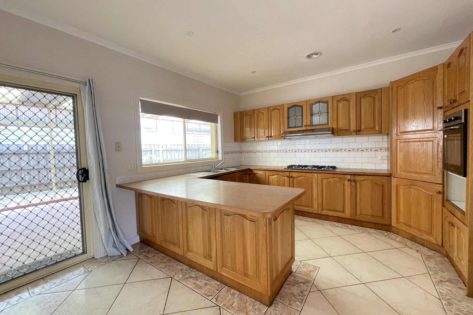 13 Yellow Gum Road, Delahey, VIC 3037 - Thumbnail 1 - 29/01/2014