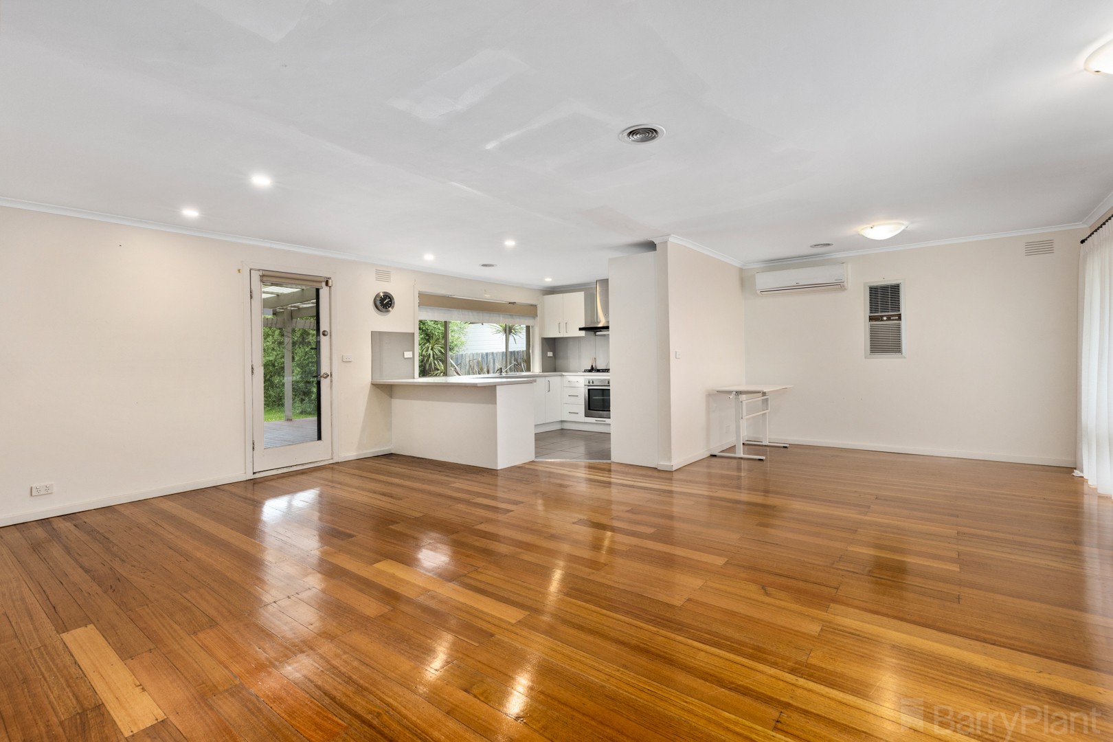 130 Wantirna Road, Ringwood, VIC 3134, Ringwood - Thumbnail 3