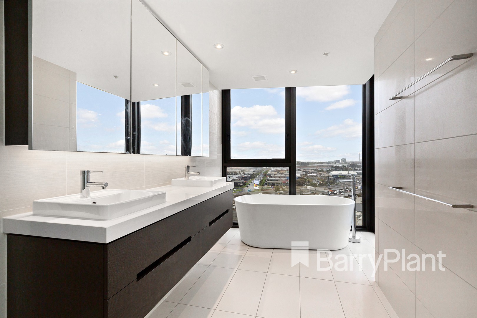 1301/100 Lorimer Street, Docklands, VIC 3008, Docklands - Thumbnail 2