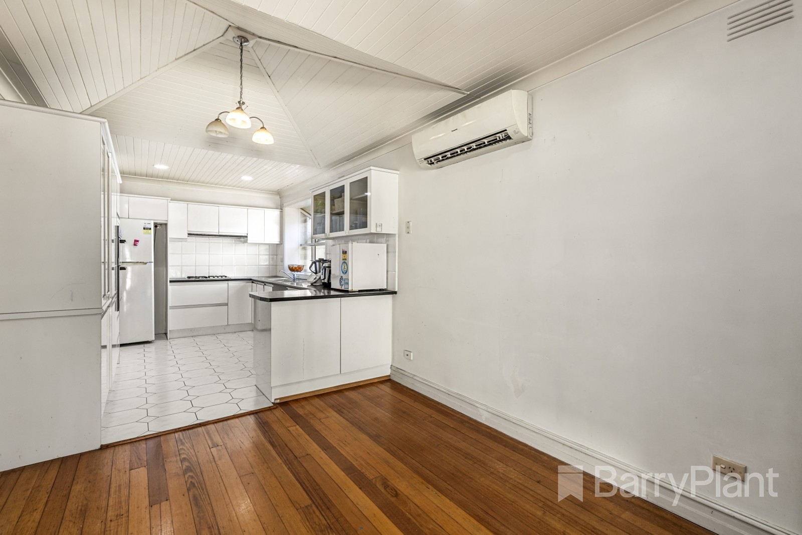 131 Carlton Road, Dandenong North, VIC 3175, Dandenong North - Thumbnail 3