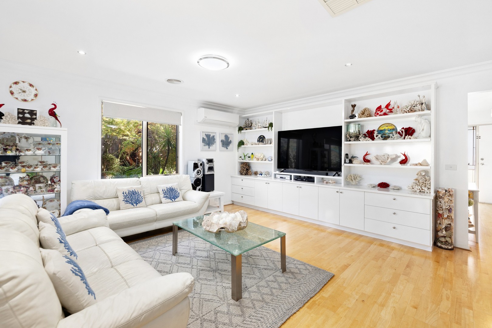 131 Featherbrook Drive, Point Cook, VIC 3030, Point Cook - Thumbnail 7