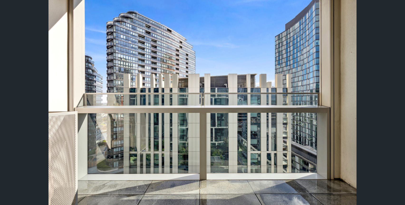 1310E/888 Collins Street, Docklands, VIC 3008 - Thumbnail 1 - 25/06/2025