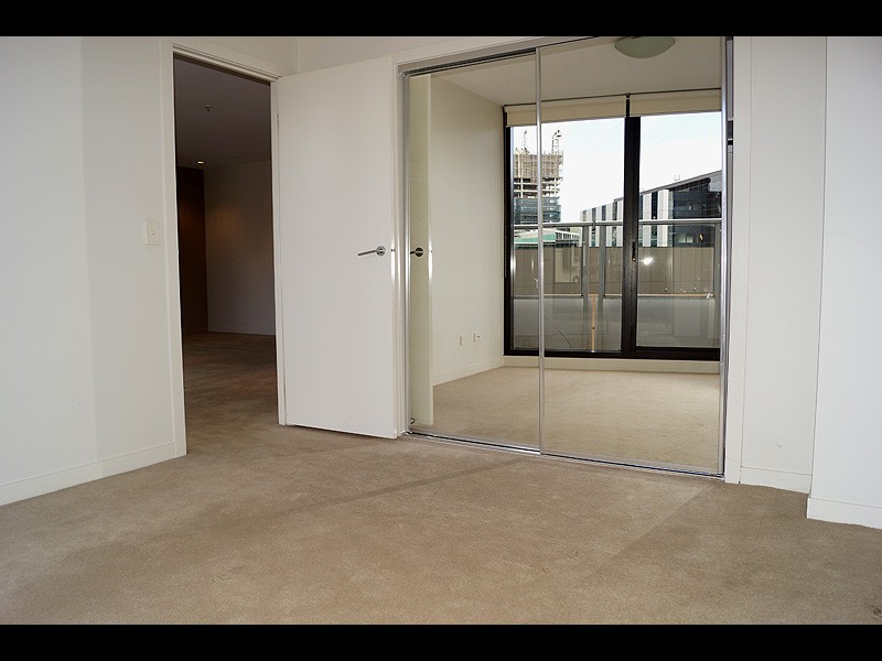 1315/100 Harbour Esplanade, Docklands, VIC 3008, Docklands - Thumbnail 6