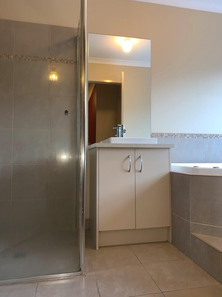 132 Baden Powell Drive, Tarneit, VIC 3029, Tarneit - Thumbnail 7