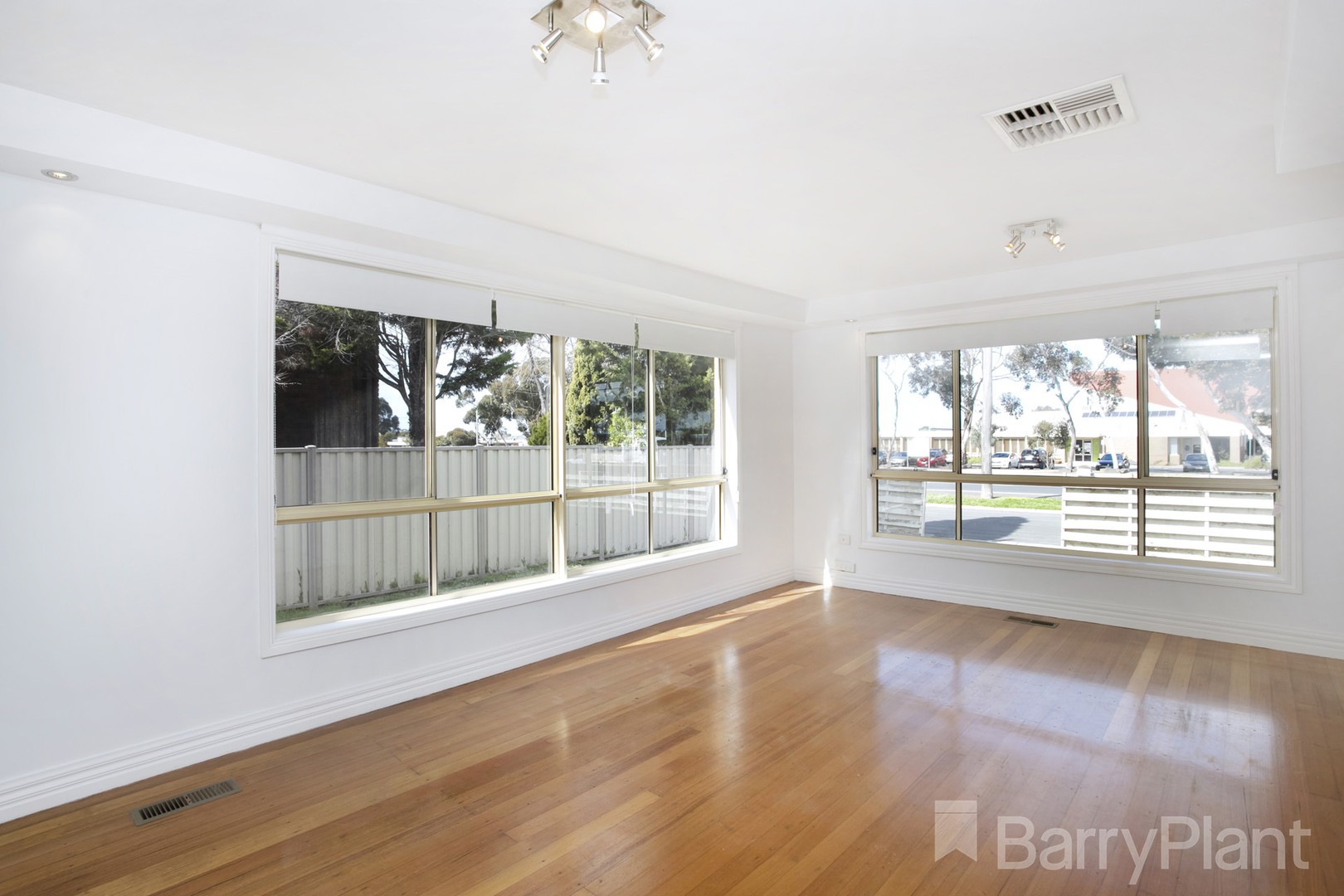 132 Craigieburn Road, Craigieburn, VIC 3064, Craigieburn - Thumbnail 4