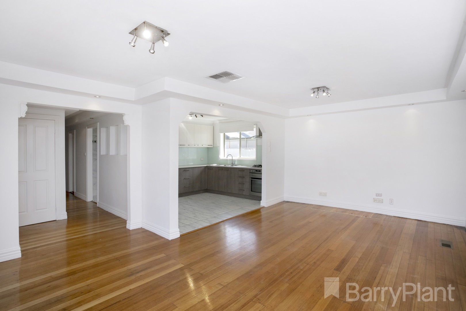 132 Craigieburn Road, Craigieburn, VIC 3064, Craigieburn - Thumbnail 5