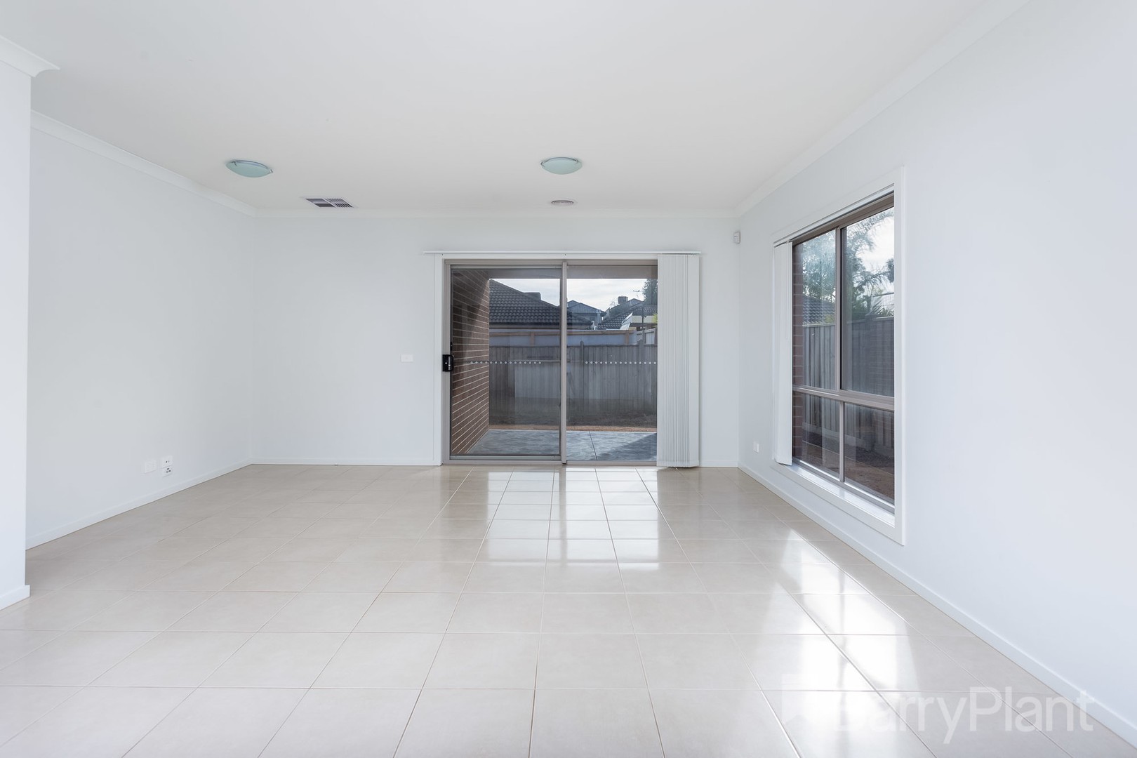 132 Evesham Drive, Point Cook, VIC 3030, Point Cook - Thumbnail 4
