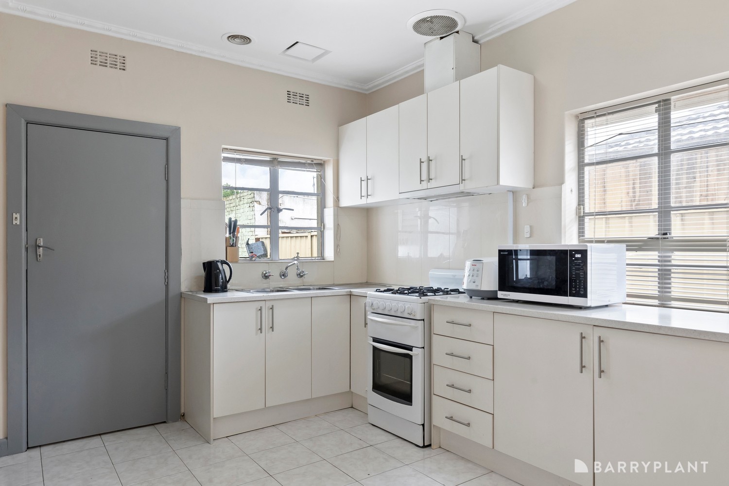 132 Forrest Street, Ardeer, VIC 3022, Ardeer - Thumbnail 4