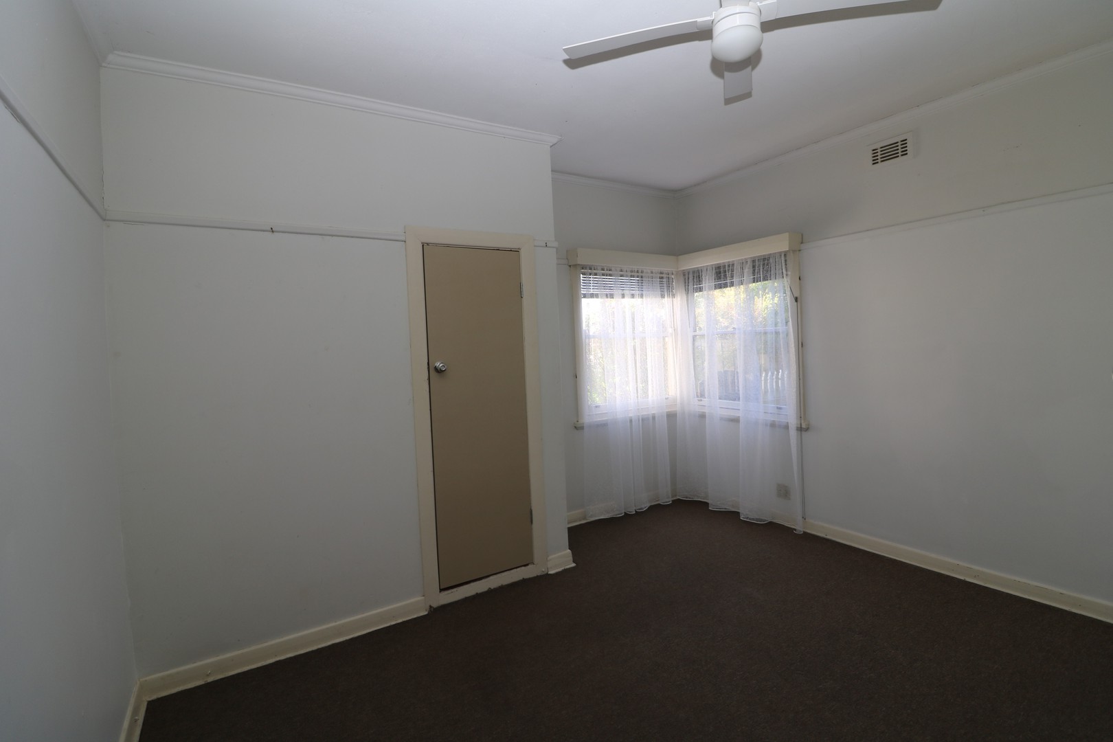 132 Roslyn Road, Belmont, VIC 3216, Belmont - Thumbnail 5