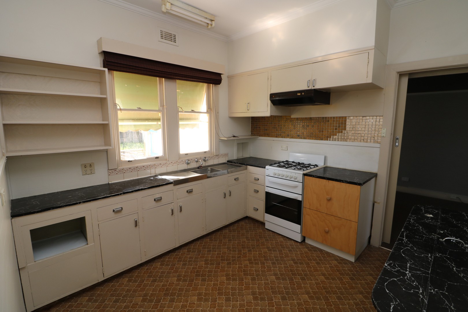 132 Roslyn Road, Belmont, VIC 3216, Belmont - Thumbnail 6