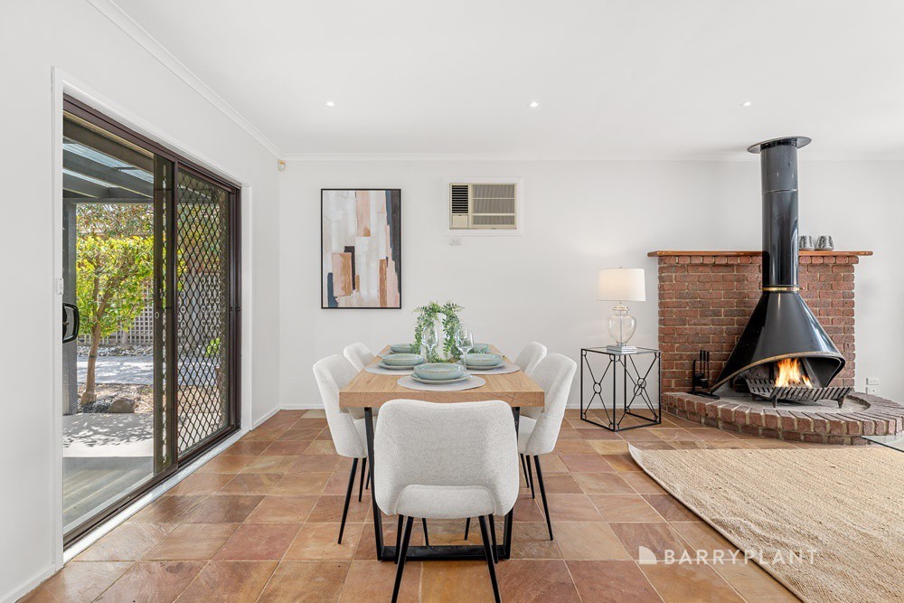 132 Roycroft Avenue, Mill Park, VIC 3082, Mill Park - Thumbnail 4
