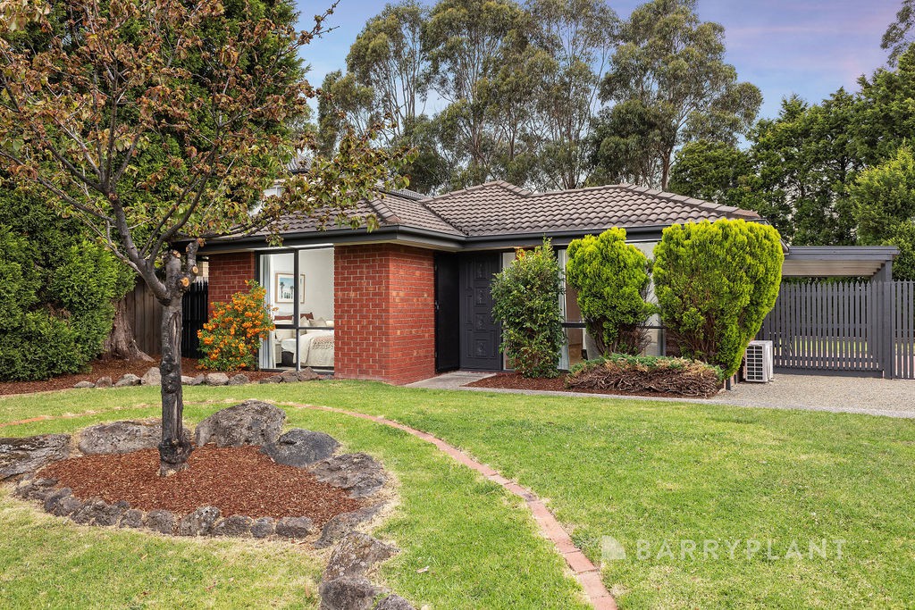132 Waradgery Drive, Rowville, VIC 3178, Rowville - Thumbnail 2