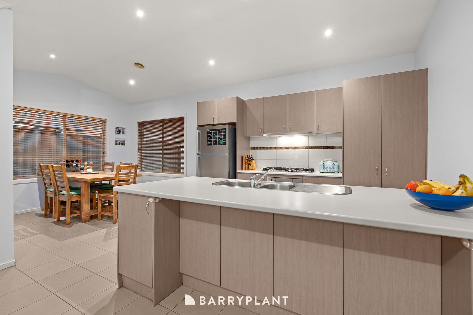 132 Windermere Boulevard, Pakenham, VIC 3810, Pakenham - Thumbnail 7