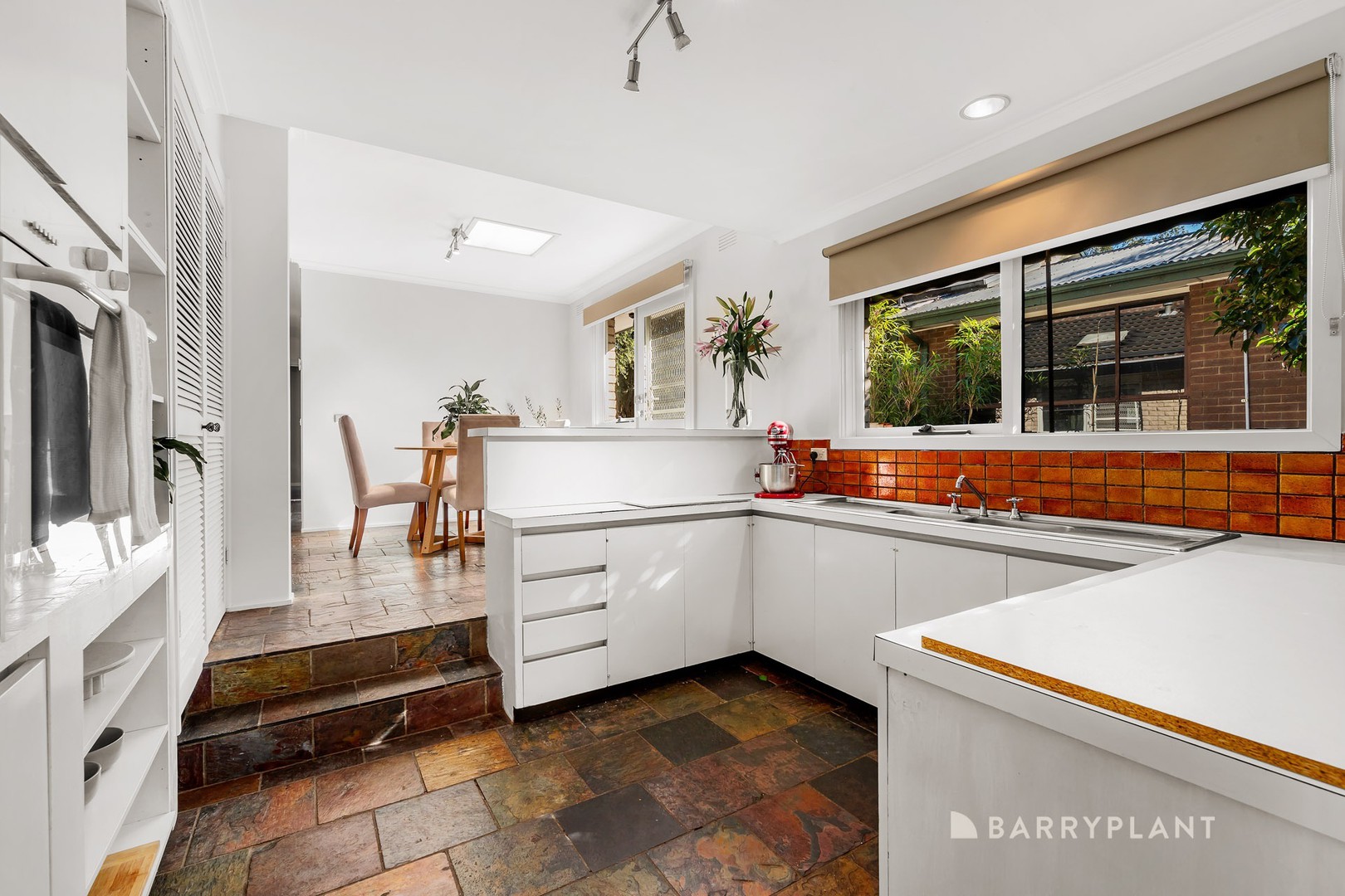 133 Fernside Avenue, Briar Hill, VIC 3088, Briar Hill - Thumbnail 5