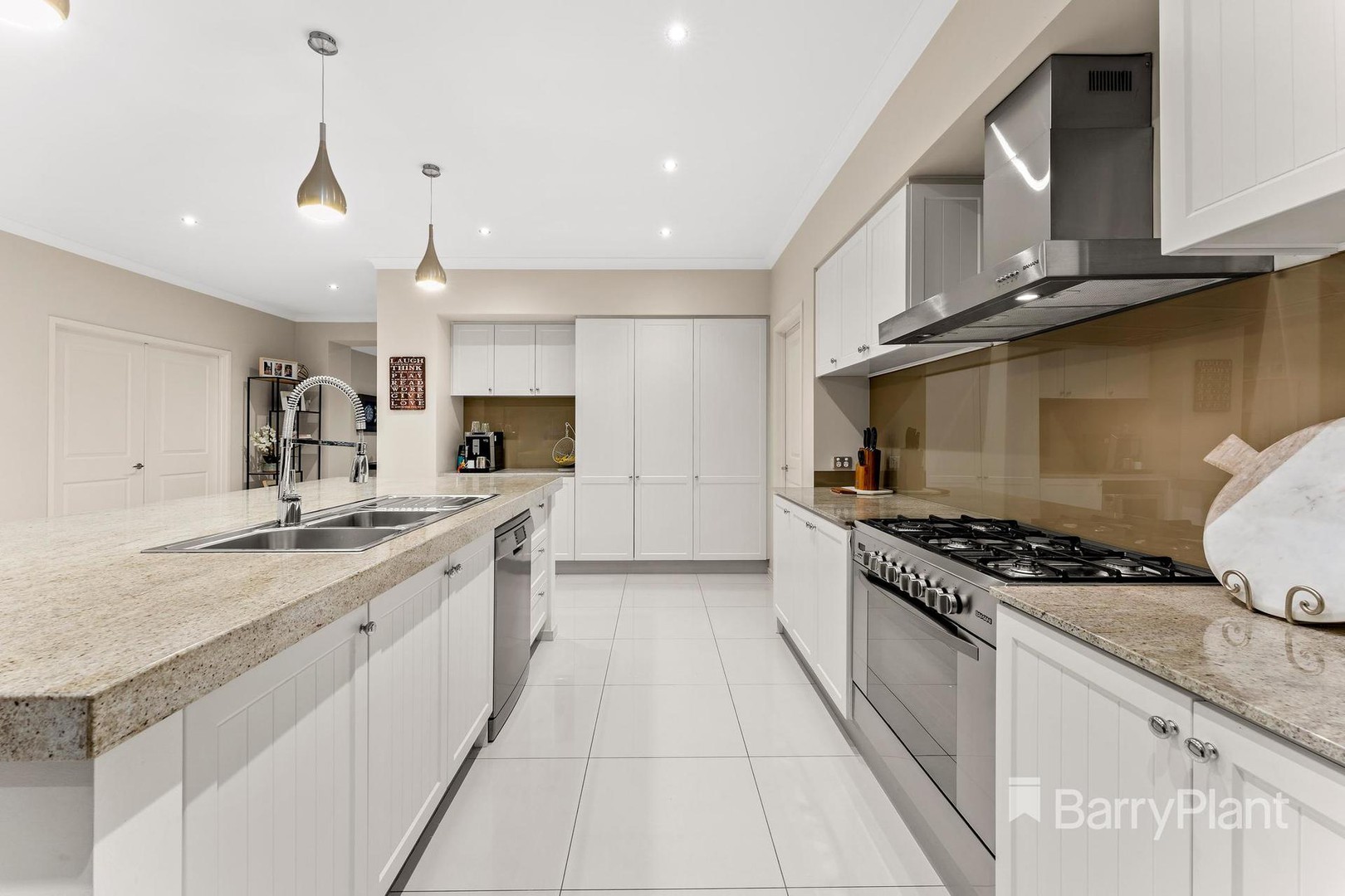 133 Hawkstowe Parade, South Morang, VIC 3752, South Morang - Thumbnail 2