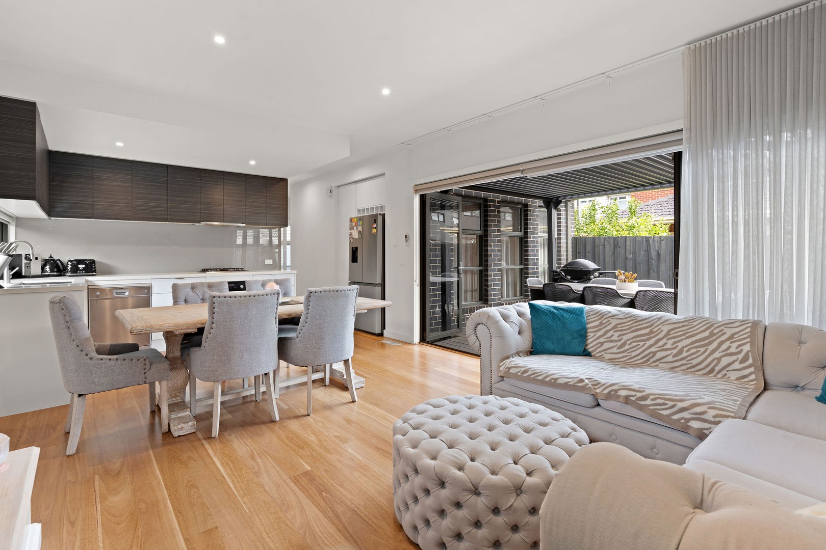 133A Deakin Street, Essendon, VIC 3040 - Thumbnail 2 - 11/11/2025