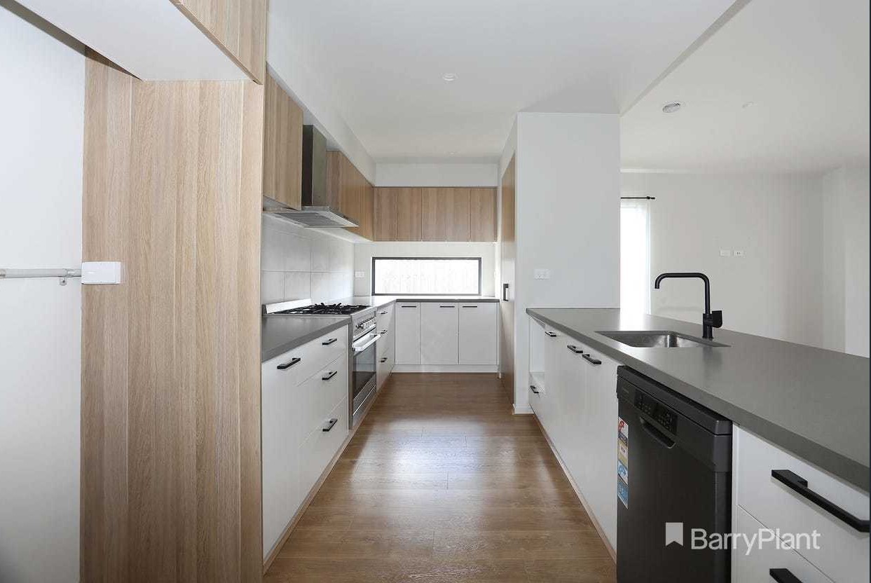 134 Mills Road, Warragul, VIC 3820 - Thumbnail 2 - 22/10/2025