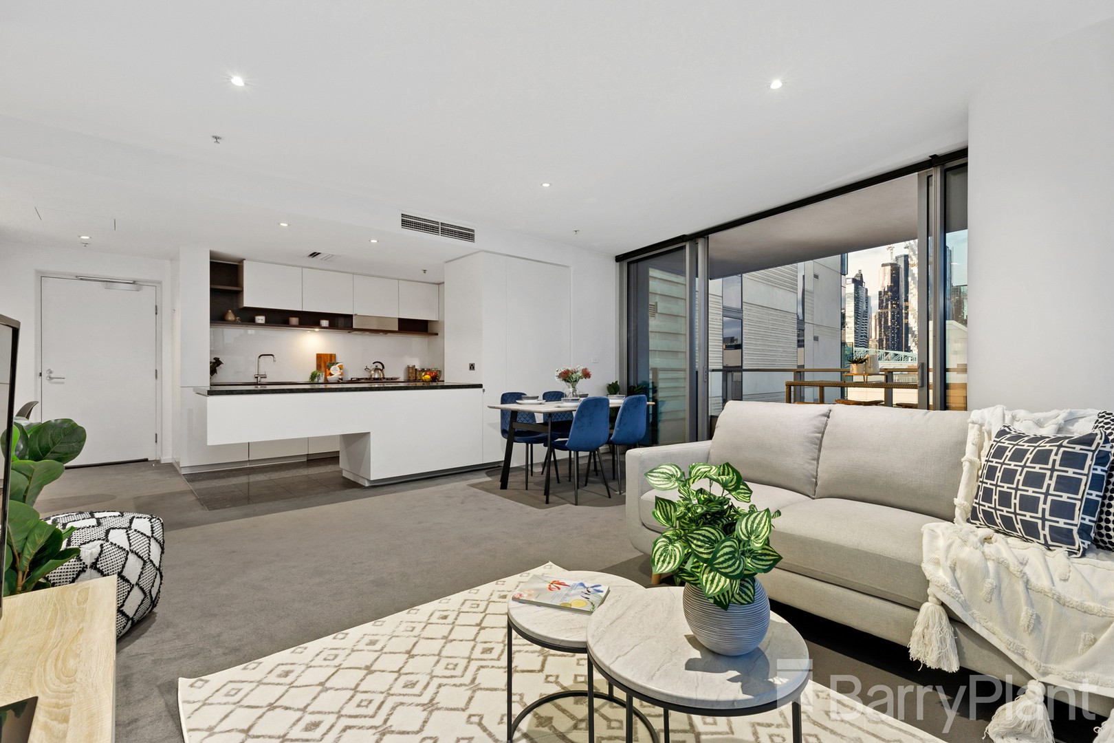 135/55 Victoria Harbour Promenade, Docklands, VIC 3008 - Thumbnail 2 - 06/06/2022