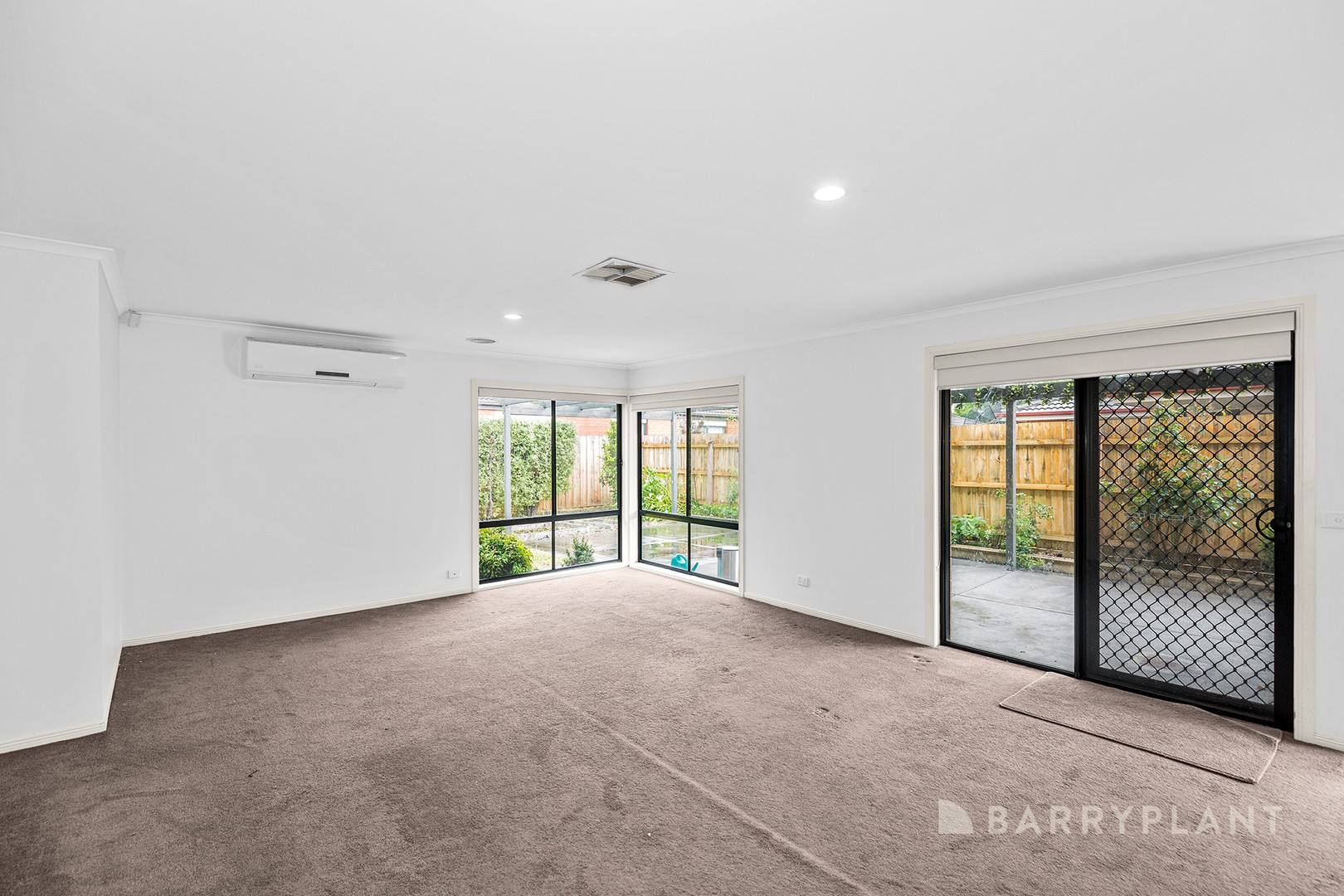 135 Bellevue Drive, Berwick, VIC 3806, Berwick - Thumbnail 6